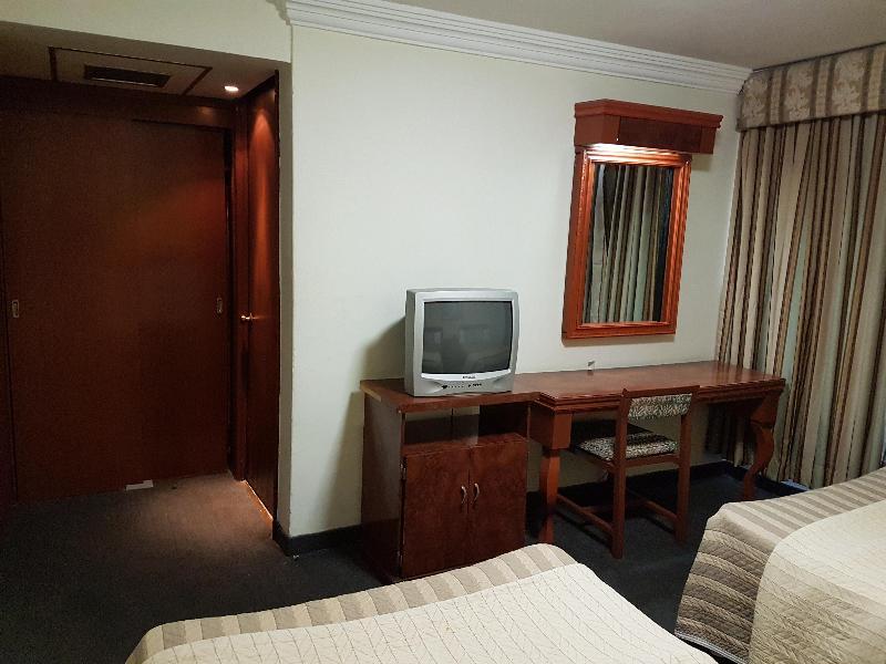 Hotel Las Pergolas غوادالاجارا المظهر الخارجي الصورة