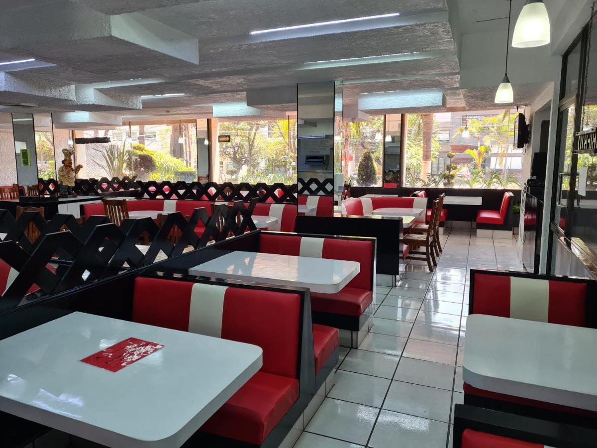 Hotel Las Pergolas غوادالاجارا المظهر الخارجي الصورة