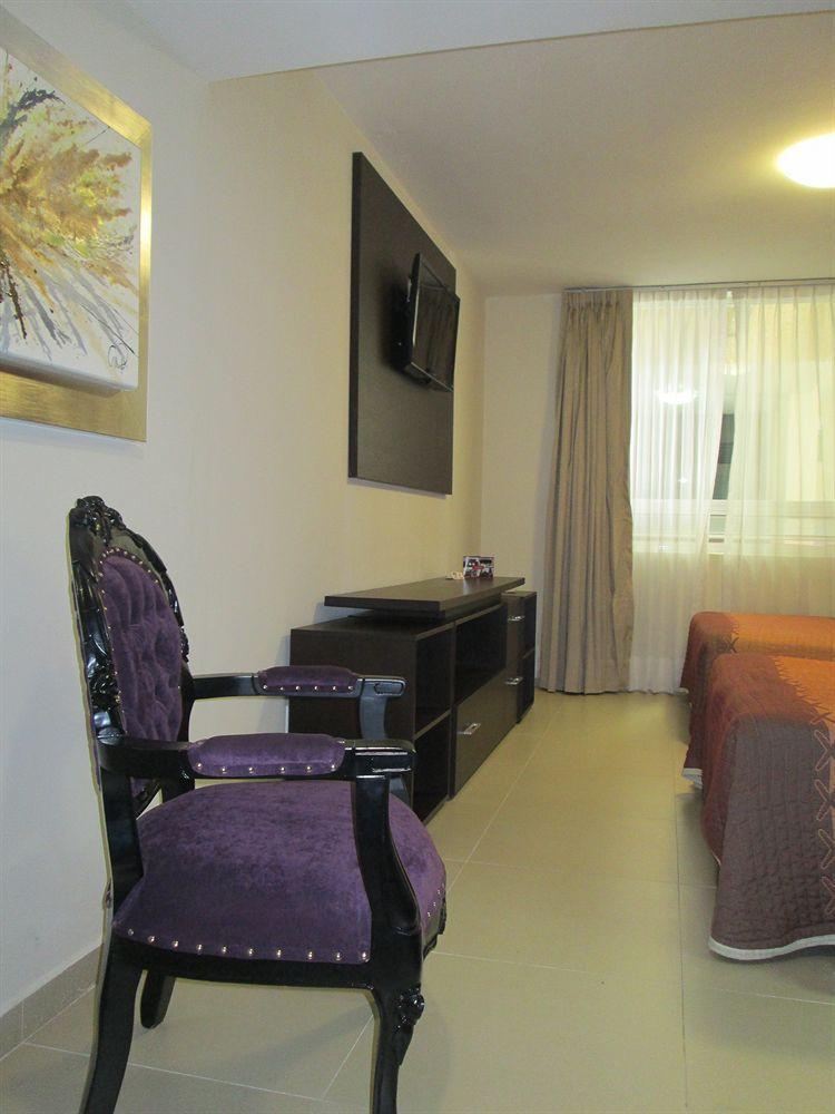 Hotel Las Pergolas غوادالاجارا المظهر الخارجي الصورة