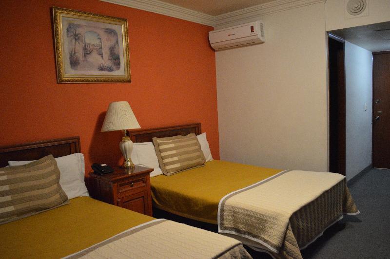 Hotel Las Pergolas غوادالاجارا المظهر الخارجي الصورة